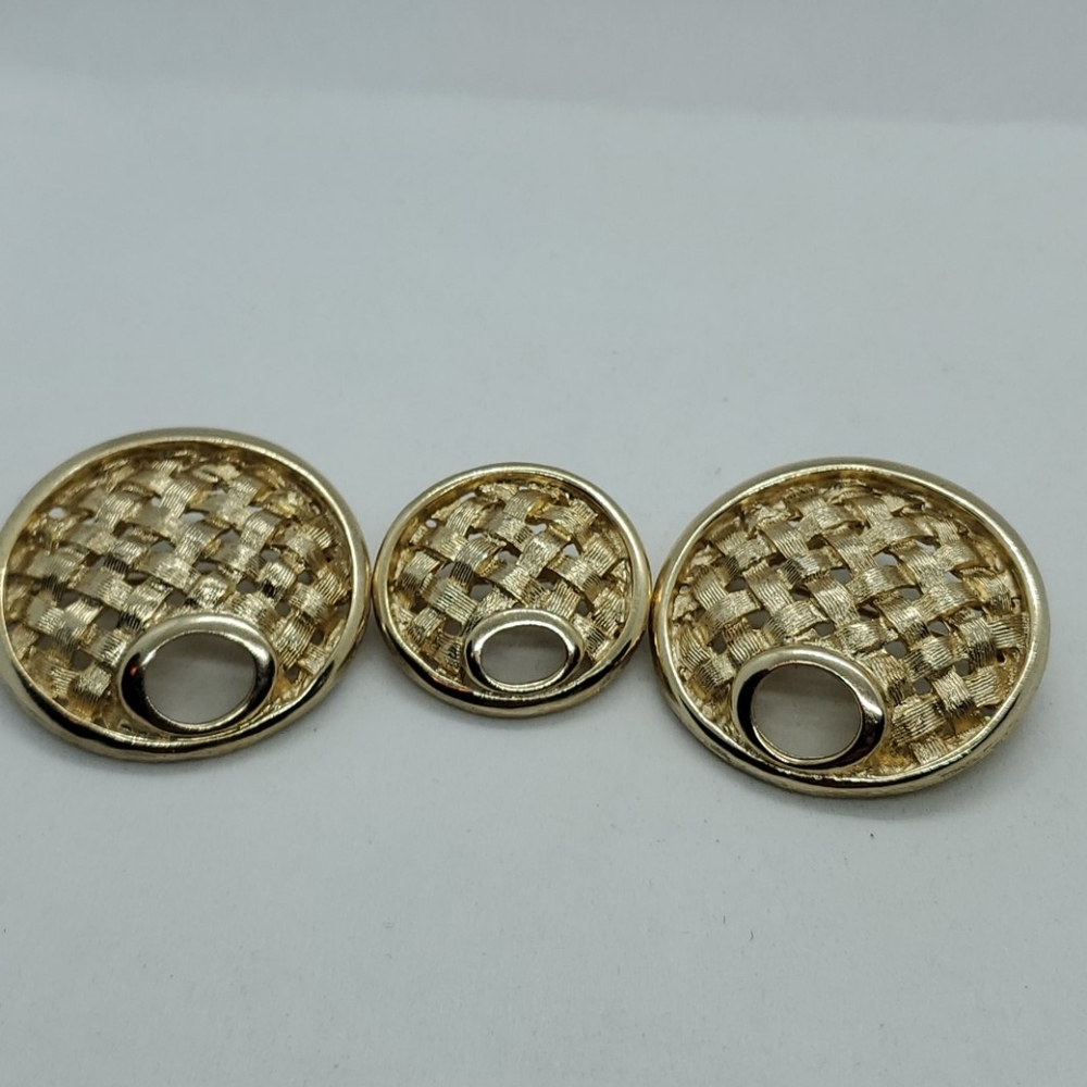 Vintage Sarah Coventry Brooch Set